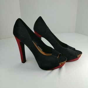 D heart lack with leopard print acent heels